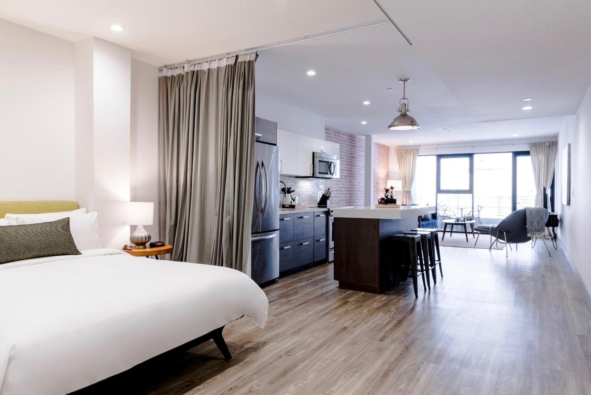 Abode Angeles - Downtown South Park Apartahotel