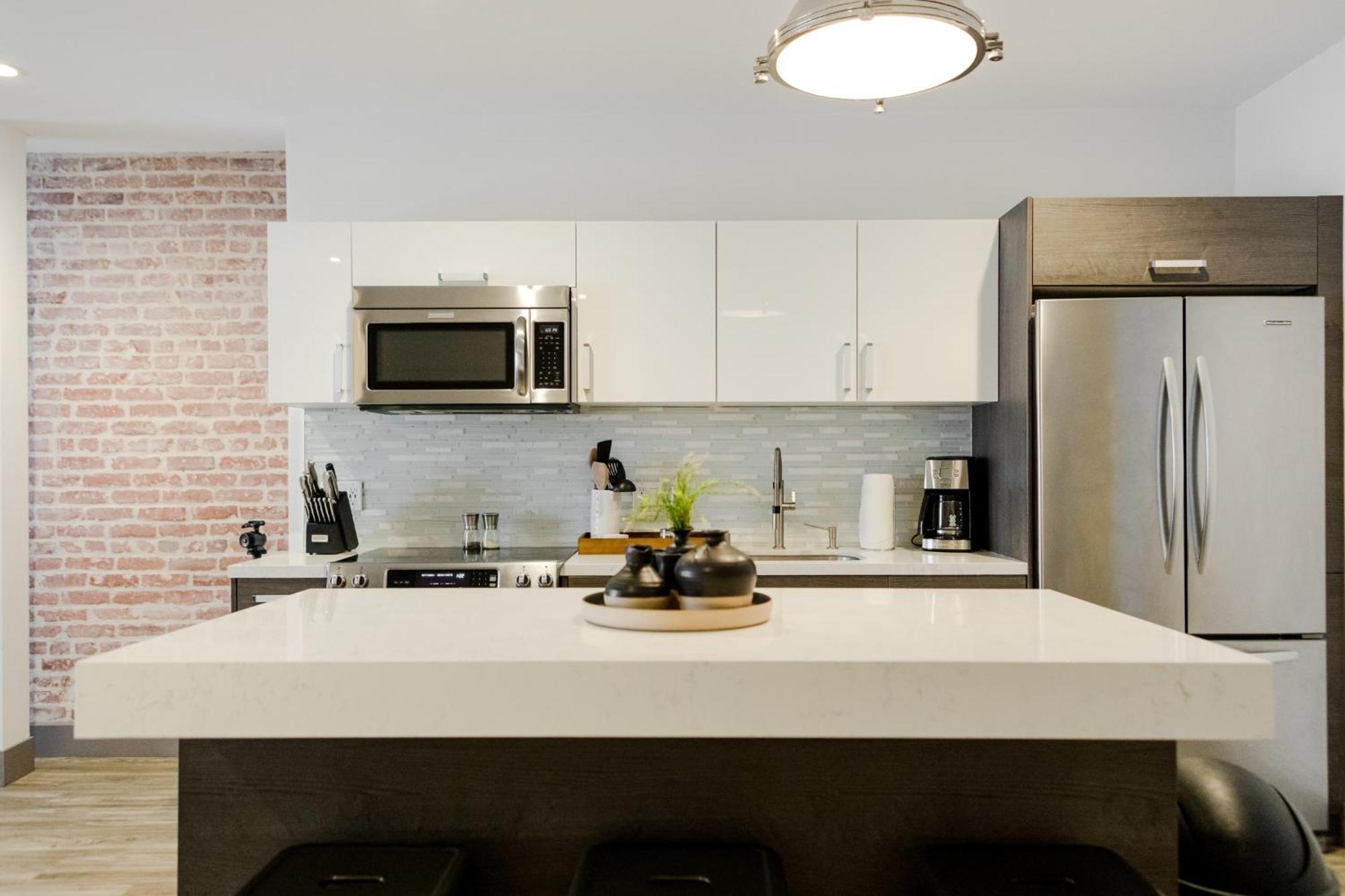 Abode Angeles - Downtown South Park 4*
